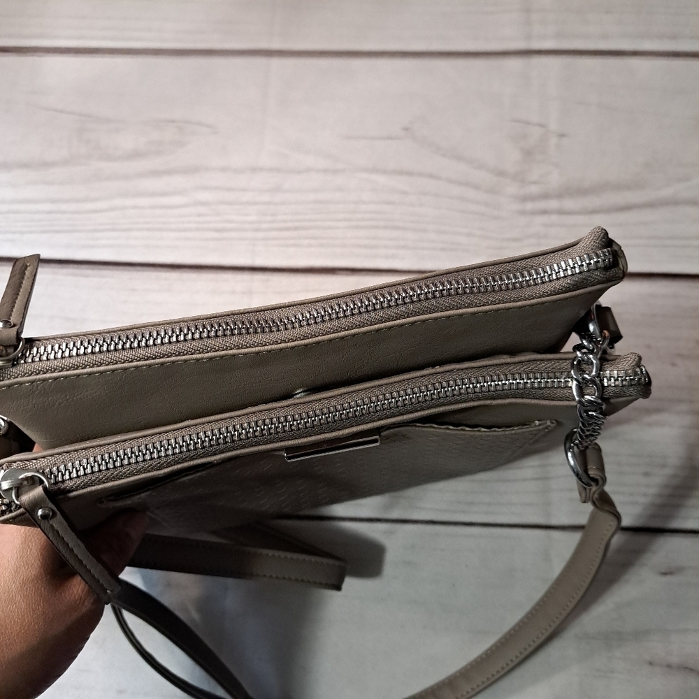 Rosetti Gray Crossbody Purse - Picture 5 of 13